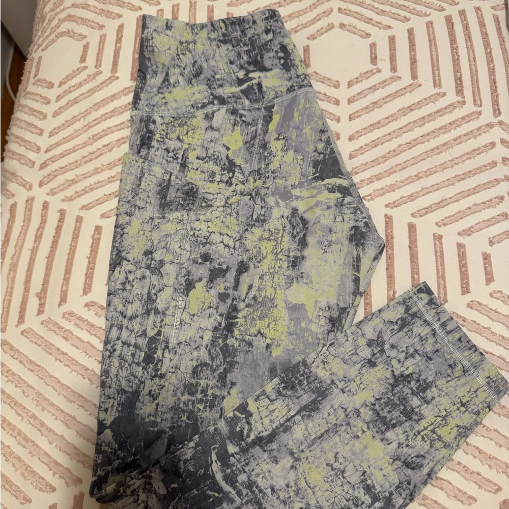lululemon 25” Wunder Train High Rise Tight